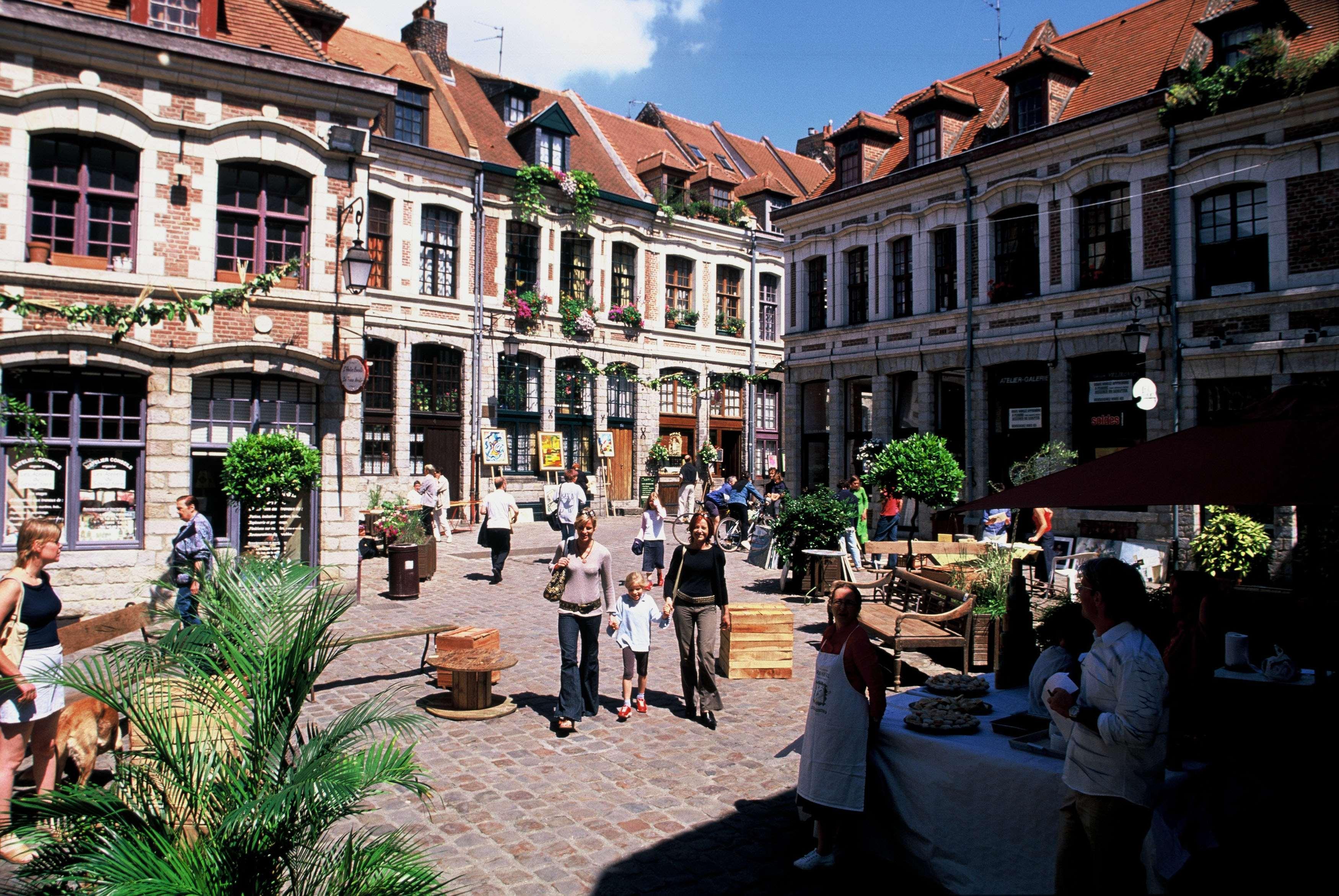 Hotel Des Reignaux Lille Exteriör bild