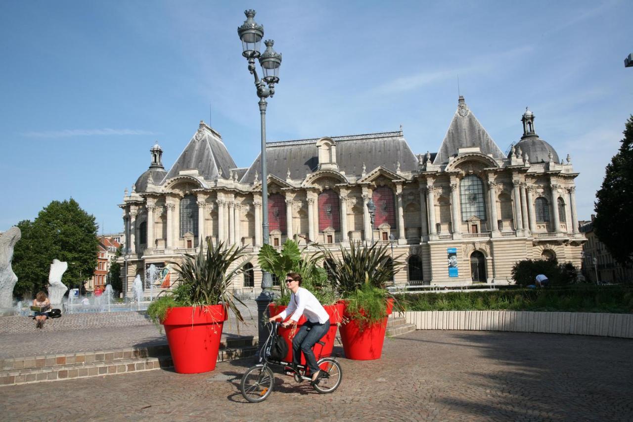 Hotel Des Reignaux Lille Exteriör bild